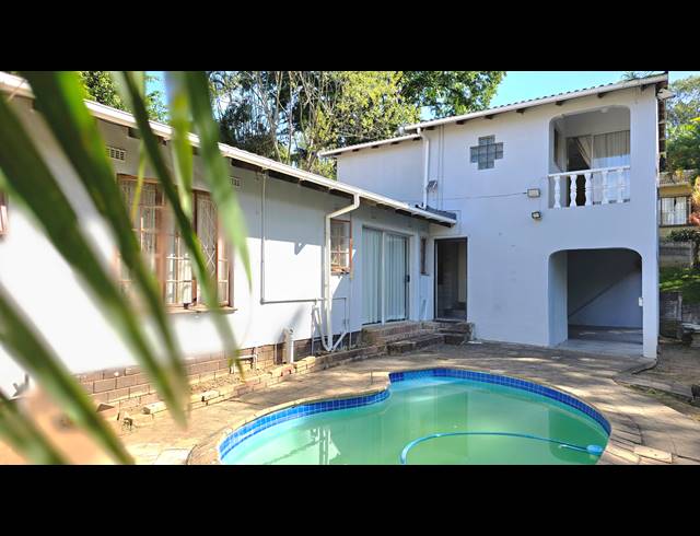 4 BEDROOM HOUSE FOR SALE IN ESCOMBE